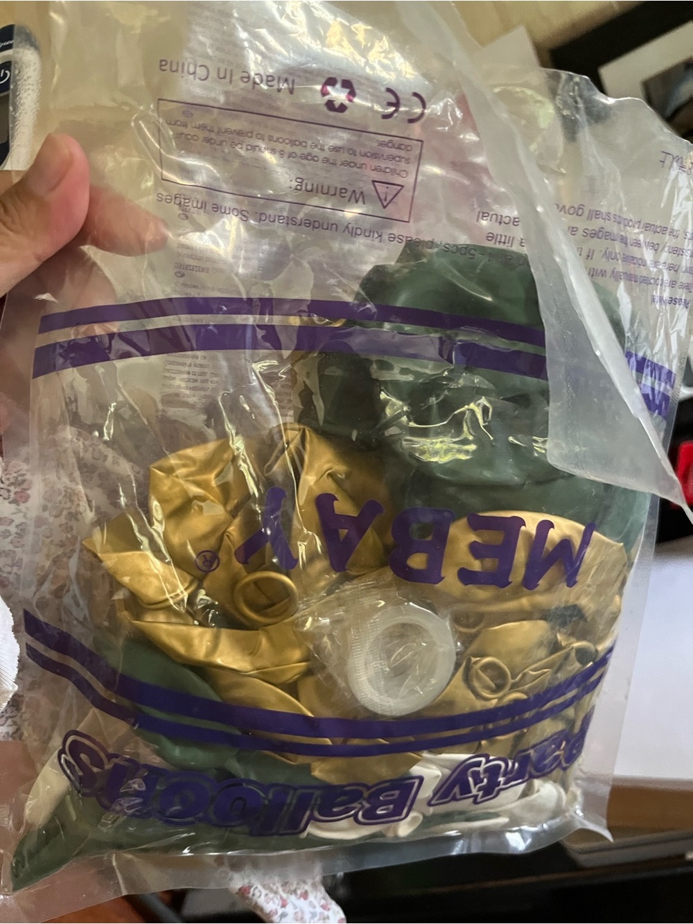 Amazon Metallic Gold and Dark Green Party Balloon Kit